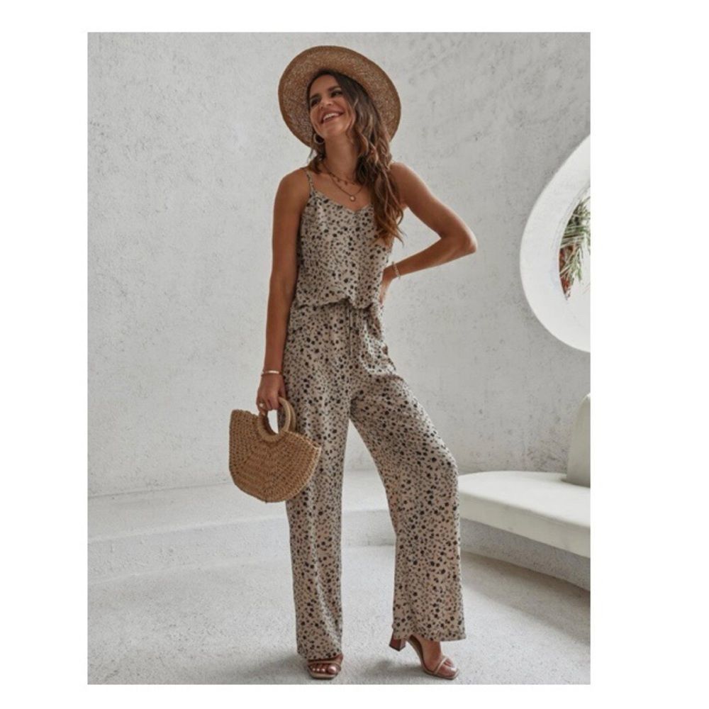 CAMI TOP & WIDE LEG PANTS - Picture 2 of 3